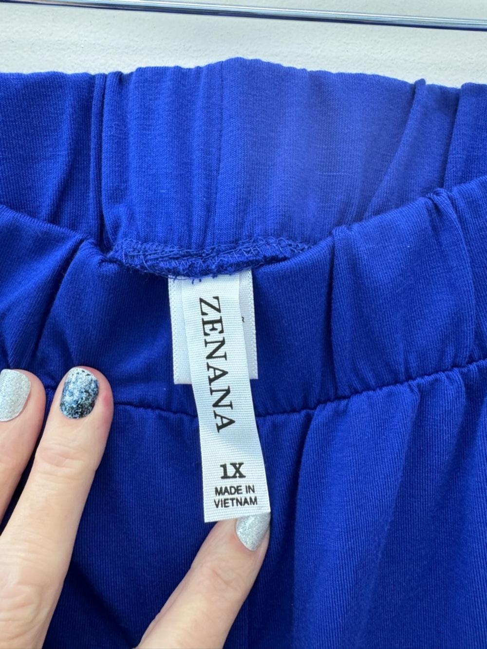 Zenana Outfitters Plus-Size Elastic Waist Royal Blue (open-leg) Joggers Size 1X - Picture 3 of 5